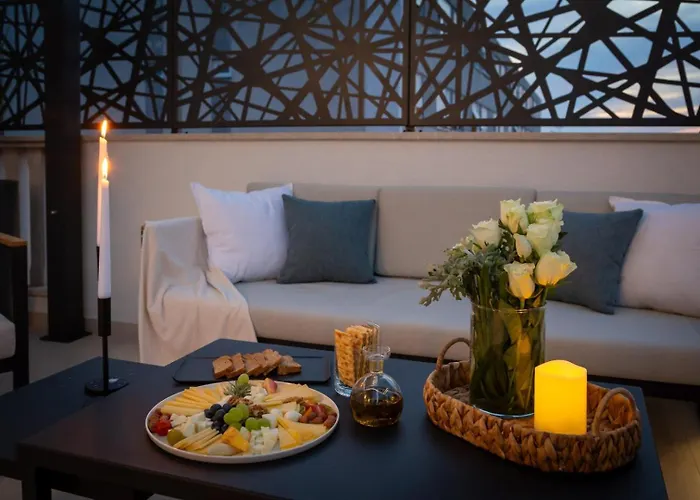 Luxury Silvery In Center With Jacuzzi, Sauna And Parking شقة سبليت