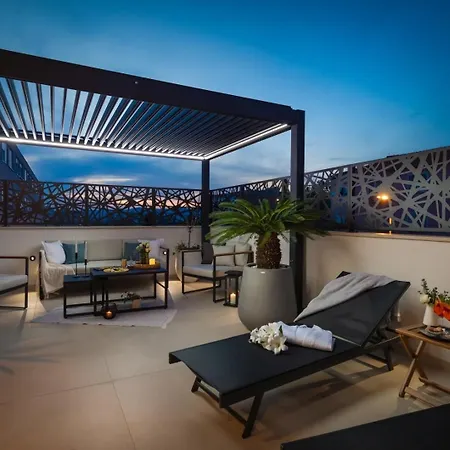 Luxury Silvery In Center With Jacuzzi, Sauna And Parking * سبليت